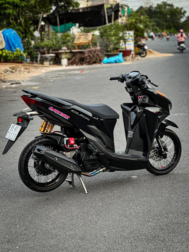 Vario độ thăng hoa khi khoác lên mình phong cách của honda click thái - 8