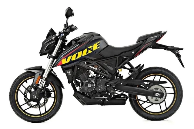 Voge 125r 2023 tạo ra tranh cãi với thiết kế đuôi z1000 nhưng đầu mt-09 - 19