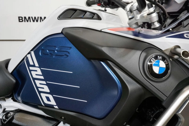 Cận cảnh bmw r1250gs trophy 2023 ra mắt với giá hơn 700 triệu đồng - 8