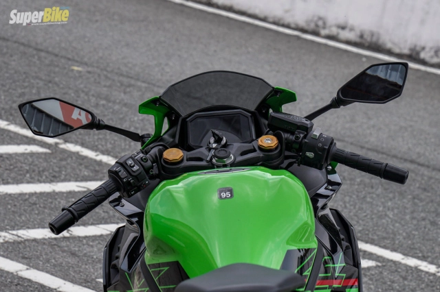 Đánh giá chi tiết kawasaki zx-4r se động cơ 4 xi-lanh hấp dẫn vừa trình làng - 4