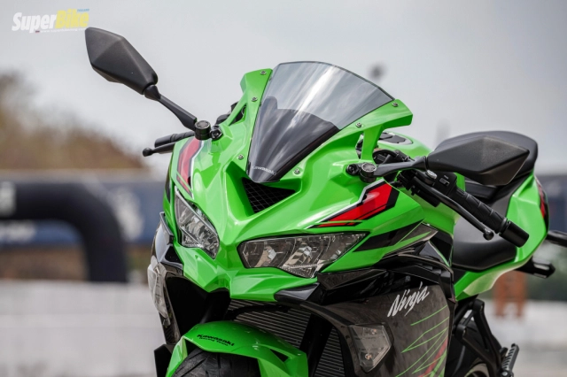 Đánh giá chi tiết kawasaki zx-4r se động cơ 4 xi-lanh hấp dẫn vừa trình làng - 7