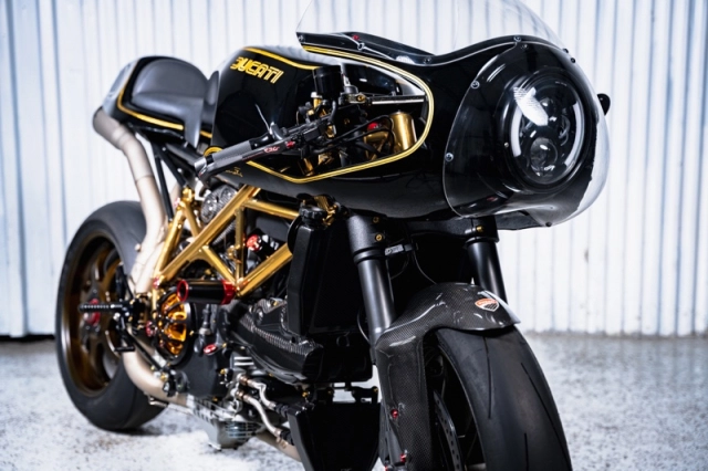 Ducati 1098 độ cafe racer của ronaldo ferreti - 1
