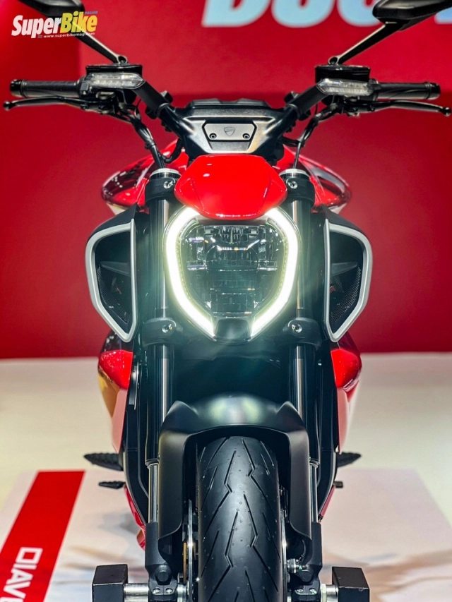 Ducati khuấy động motor show 2023 với loạt xe mới - 3