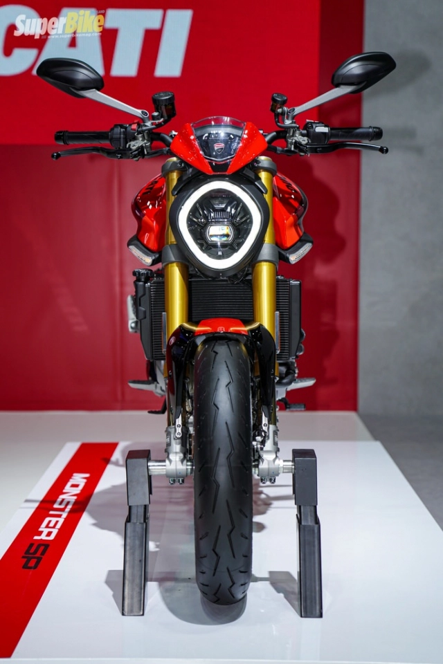 Ducati khuấy động motor show 2023 với loạt xe mới - 9