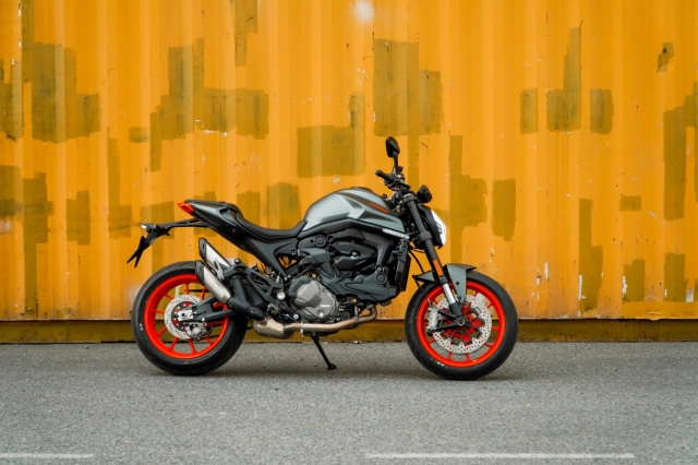 Ducati monster 937 giảm giá sốc tại việt nam - 7