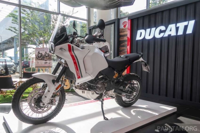 Ducati việt nam chính thức nhận cọc desert x - 13