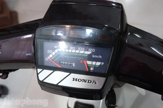 Honda dream đời cổ biển đẹp rao bán hơn 300 triệu đồng - 6