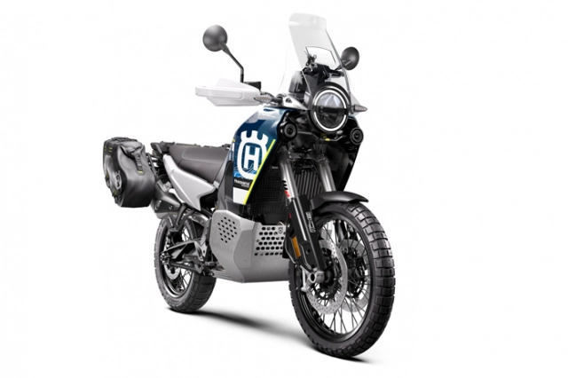 Husqvarna norden 901 expedition 2023 lần đầu tiên ra mắt trong năm mới - 1