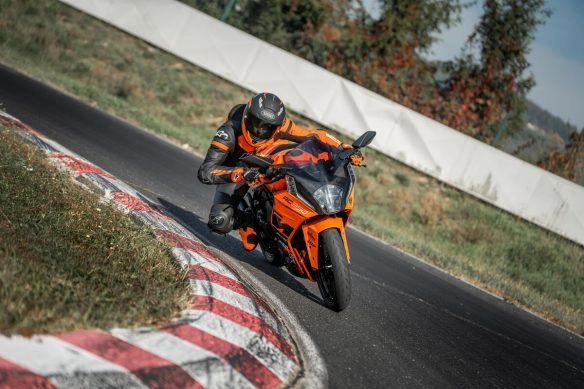 Ktm 200 duke 390 duke và rc390 2023 được nâng cấp màu mới - 10