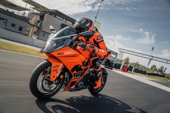 Ktm 200 duke 390 duke và rc390 2023 được nâng cấp màu mới - 11