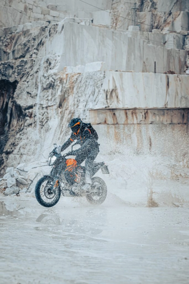 Ktm 390 adventure 2023 ra mắt phiên bản bánh căm và hệ thống treo có thể điều chỉnh - 6