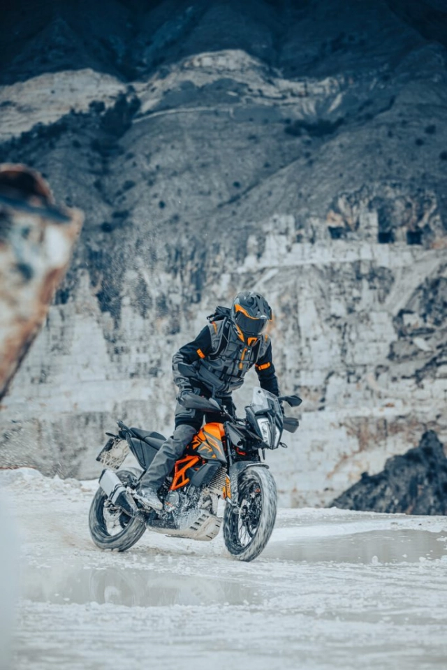 Ktm 390 adventure 2023 ra mắt phiên bản bánh căm và hệ thống treo có thể điều chỉnh - 7