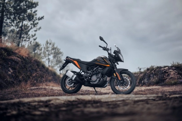 Ktm 390 adventure x 2023 ra mắt với các tùy chọn màu thân xe khác biệt - 5