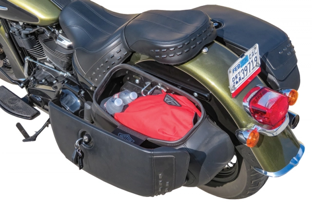 Làm thế nào để đóng đồ đạc lên xe mô tô một cách hợp lí - 1