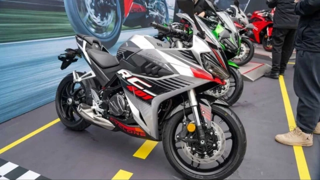 Nhà sản xuất trung quốc zongshen ra mắt cyclone rc 401 r với ngoại hình như superbike - 1