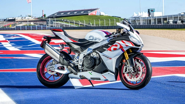 Phiên bản đặc biệt của aprilia rsv4 factory 2023 và tuono factory 2023 xuất hiện tại cota - 5