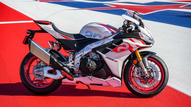 Phiên bản đặc biệt của aprilia rsv4 factory 2023 và tuono factory 2023 xuất hiện tại cota - 6