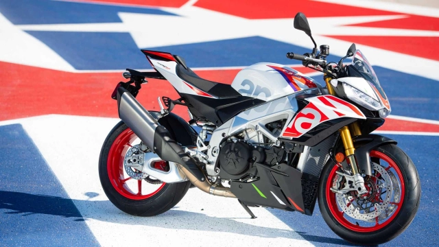 Phiên bản đặc biệt của aprilia rsv4 factory 2023 và tuono factory 2023 xuất hiện tại cota - 11