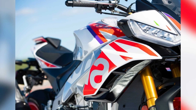 Phiên bản đặc biệt của aprilia rsv4 factory 2023 và tuono factory 2023 xuất hiện tại cota - 12