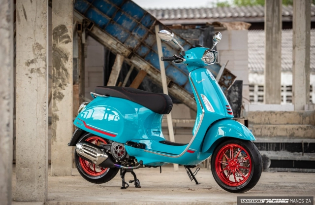 Vespa sprint trở nên đẳng cấp hơn nhờ có hệ thống đèn tín hiệu 3 trong 1 - 15