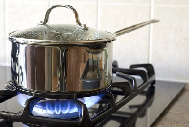 Bếp ga với bếp từ dùng cái nào đun nấu nhanh và tiết kiệm hơn - 3