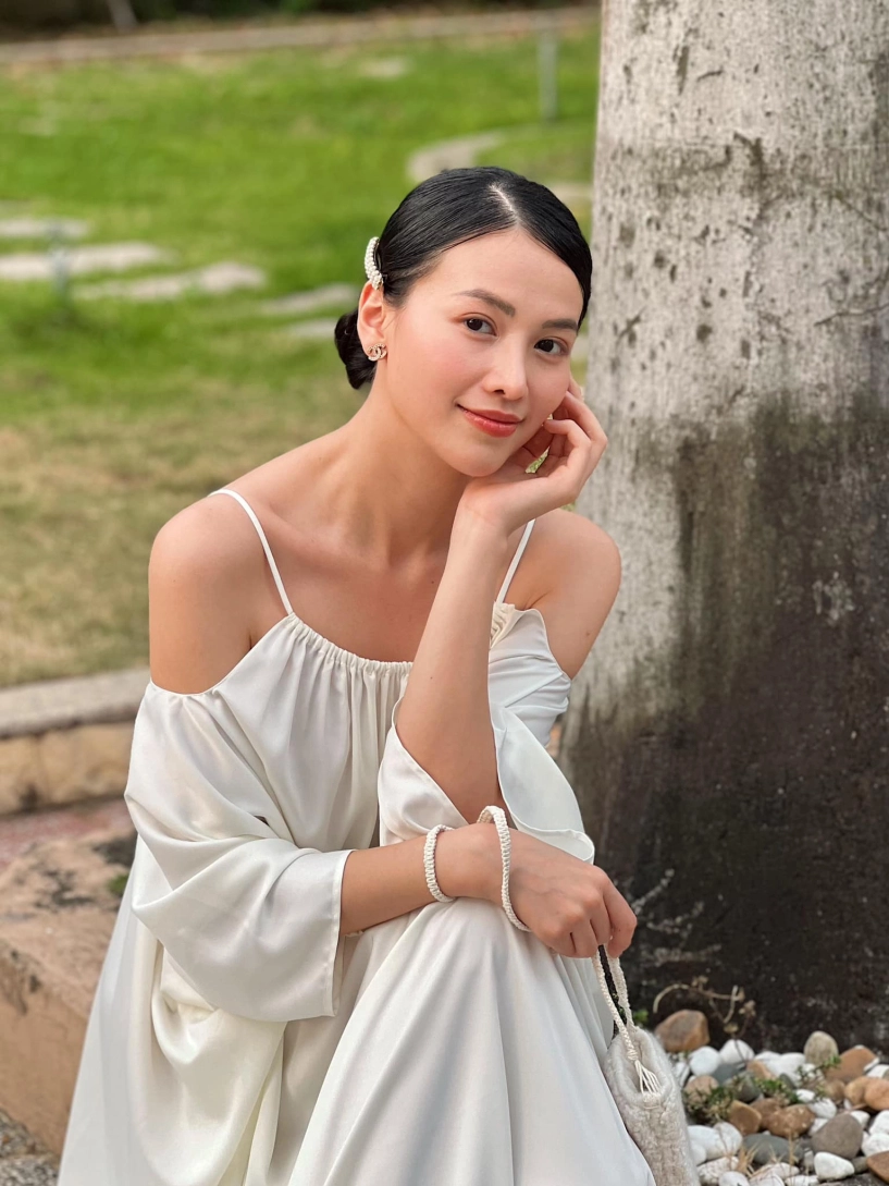 Hoa hậu bến tre duy nhất được ví như nam phương hoàng hậu diện váy cưới trắng cả showbiz chúc mừng - 13