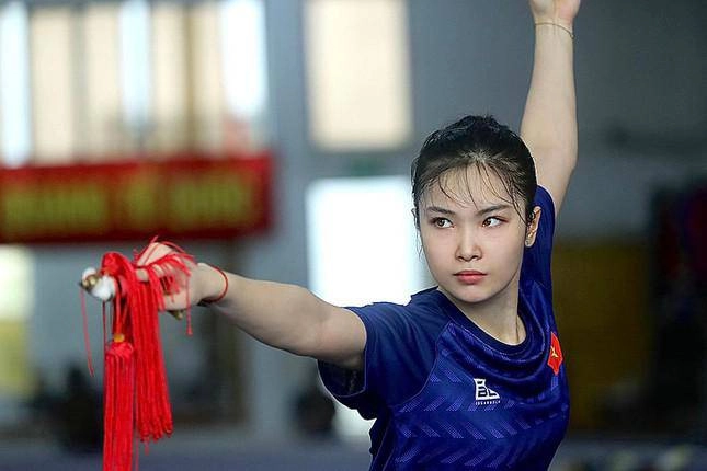 Hotgirl wushu đặng tiểu bình tỏa sáng tại sea games ở vai trò mới nhan sắc không phải vũ khí tối thượng - 3