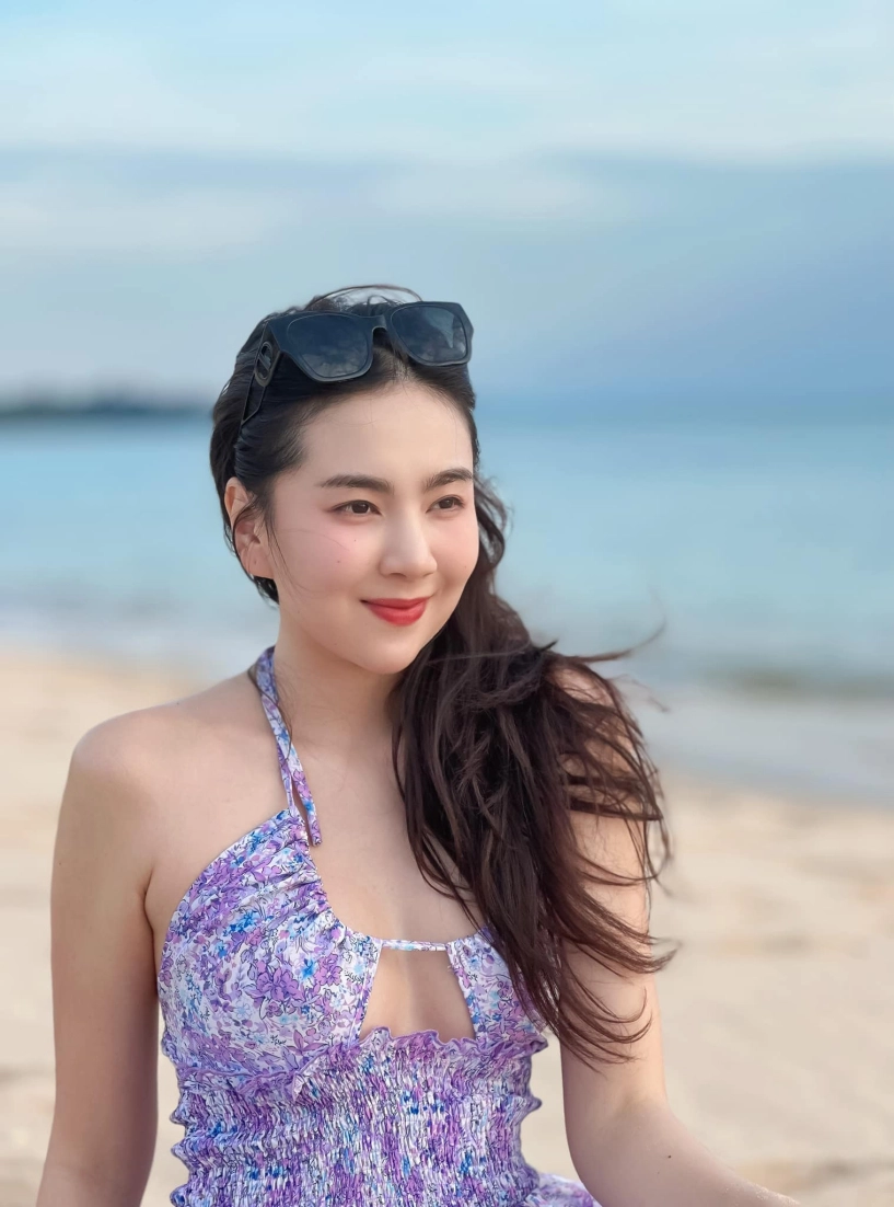 Miệt mài gọt dáng 6 múi hoa khôi vtv đi biển ăn mặc đoan trang mai ngọc sẽ diện bikini vào dịp khác - 13