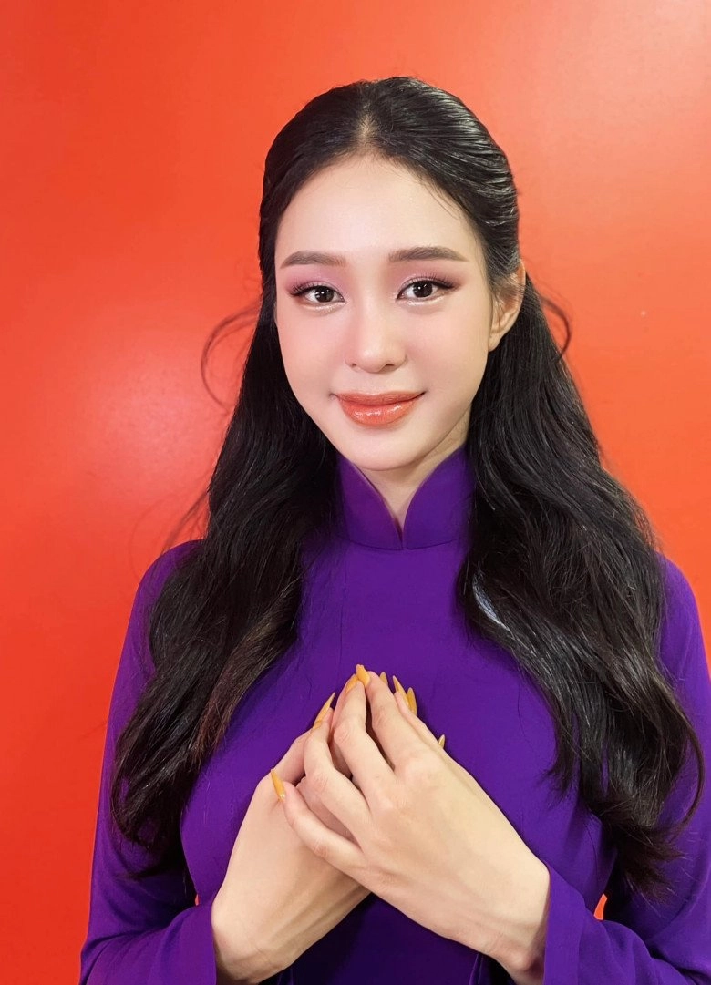 Xuất hiện bản sao elly trần có vòng eo 60cm trở thành ứng viên hàng đầu cho vương miện miss world vietnam - 10