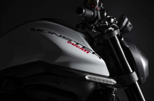 Chi tiết ducati monster 2024 có thêm màu trắng iceberg white - 3