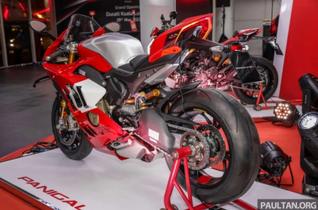 Chi tiết ducati panigale v4 r 2023 ra mắt tại malaysia - 12