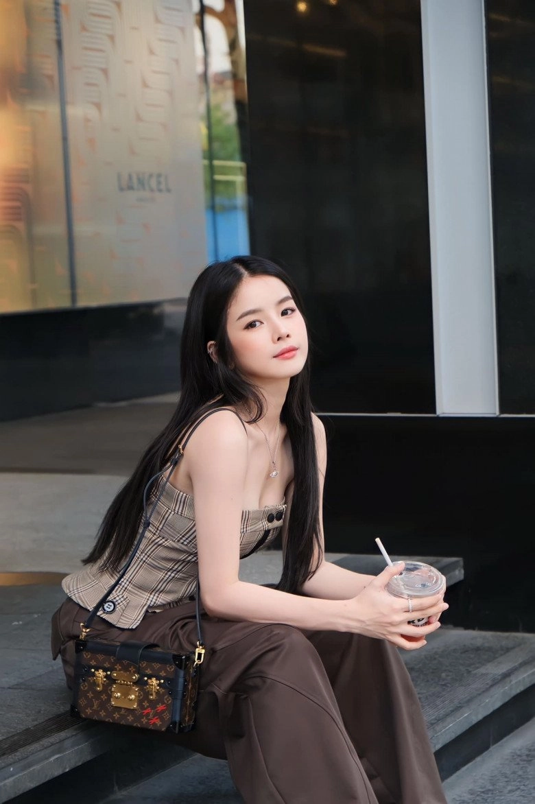 Đi làm giờ người ta ngủ hotgirl chà đĩa xinh nhất đà nẵng khoe mặt mộc làm người xem đứng hình - 12