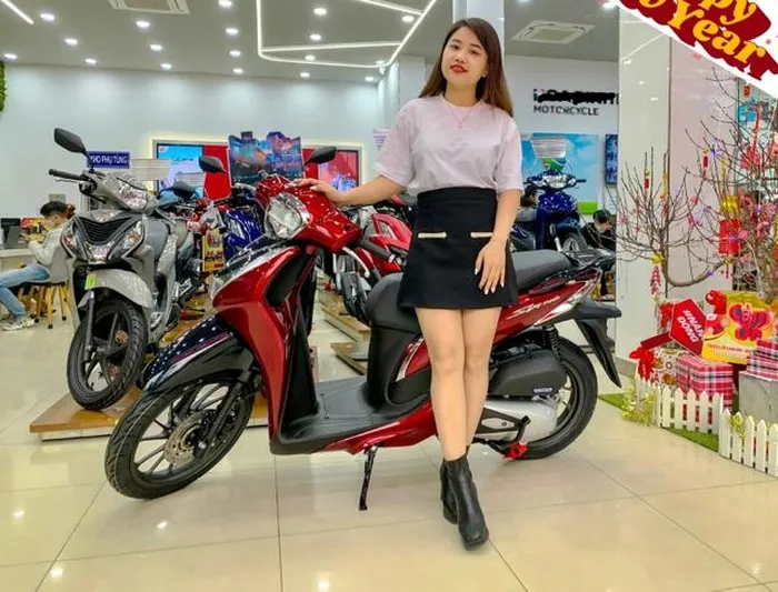 Giá xe honda sh mode đảo chiều giảm mạnh - 4