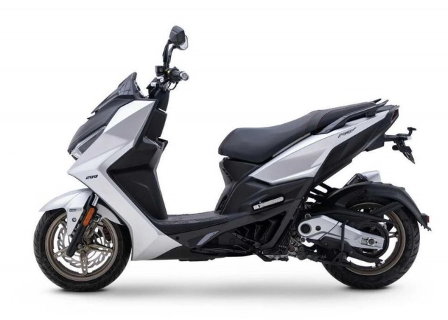 Ra mắt xe tay ga kymco krv200 hoàn toàn mới - 3