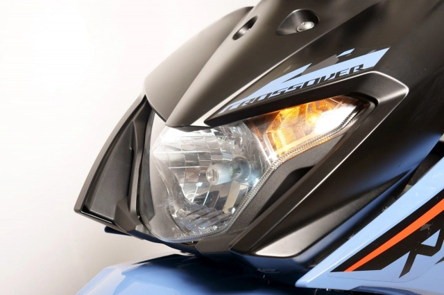 Suzuki và mẫu xe tay ga ngoại hình dị biệt có giá hơn 40 triệu đồng - 1