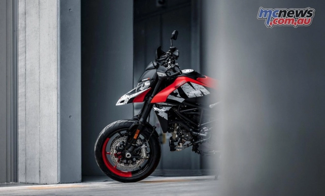 Trình làng phiên bản ducati hypermotard 950 rve 2024 cho năm mới - 1