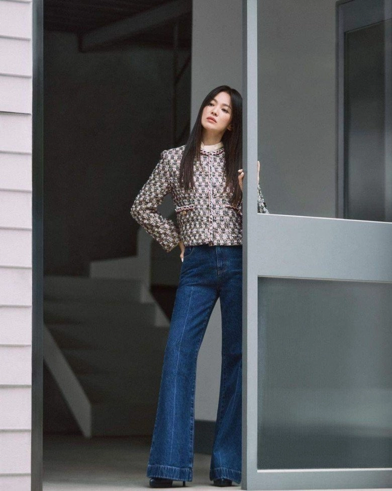 Chiếc quần giúp song hye kyo từ 1m6 biến hình như người mẫu chân dài miên man - 2