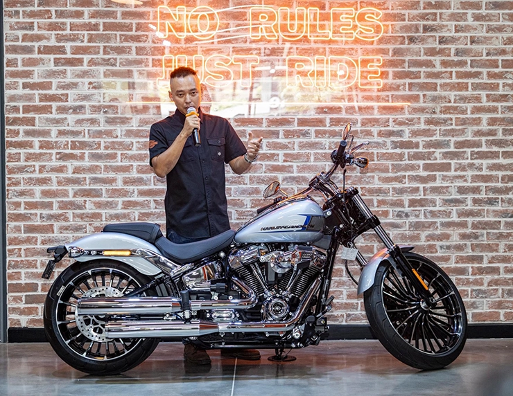 Loạt xe harley-davidson bản kỷ niệm 120 năm đã có mặt tại việt nam - 14