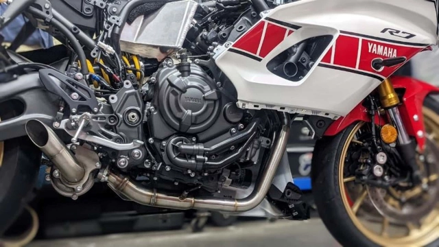 Yamaha r7 quá yếu và cần được trang bị turbo - 1