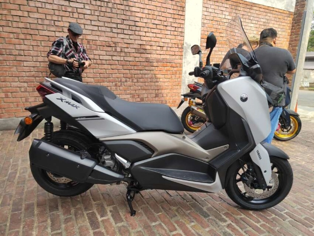 Yamaha xmax 250 2023 hiện đã có mặt tại đông nam á với giá từ 120 triệu đồng - 6