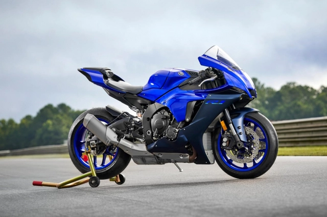 Yamaha yzf-r1 sẽ kỷ niệm 25 năm thành lập tại mugello - 1