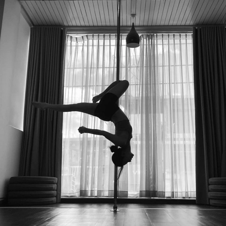 Lộn ngược tập pilates và pole dance giữ dáng nàng mẫu sài thành gặp hiện tượng lạ trên da chuyên gia lên tiếng - 5