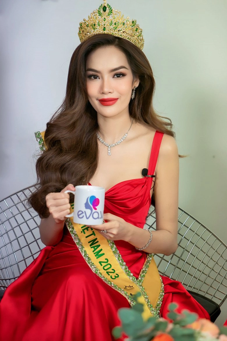 Top 5 miss grand vietnam 2023 xuất hiện lộng lẫy ghi điểm với nhan sắc qua cam thường không góc chết - 1