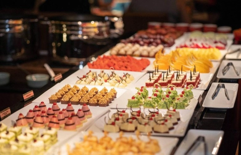 Đi ăn buffet đừng dại ăn nhiều 5 món này chỉ tổ phí tiền ông chủ nhà hàng mừng thầm vì đỡ tốn - 2