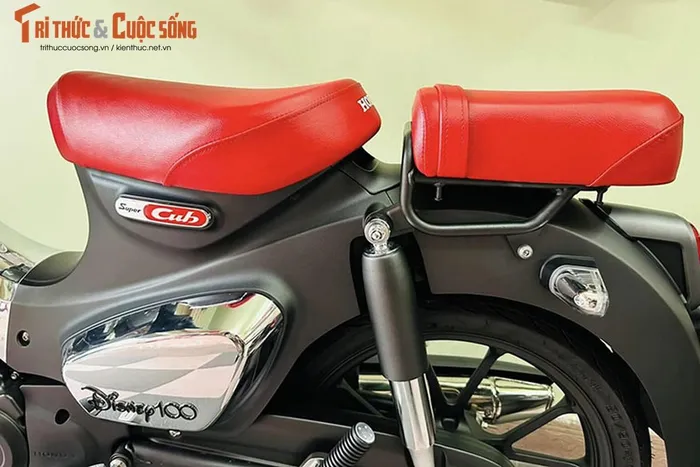 Honda super cub c125 disney về việt nam có giá ngang ô tô - 7