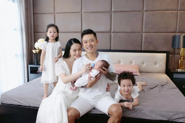 Hương baby làm mẹ 3 con quá sướng tuấn hưng yêu vợ sẵn sàng dừng việc ở nhà chăm con gái dạy con trai làm việc nhà - 3