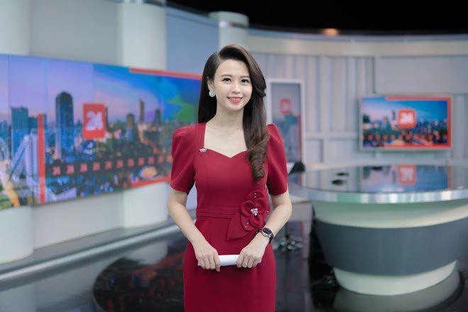 Mc thời tiết vtv lên sóng xinh đẹp ngọt ngào tựa thiếu nữ ít ai ngờ làm mẹ 4 con về nhà tất bật bỉm sữa - 1