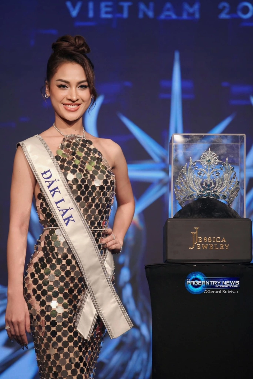 Nhan sắc top 18 miss universe vietnam 2023 qua cam thường bị gọi hàng nhựa vì lí do khó tin - 5