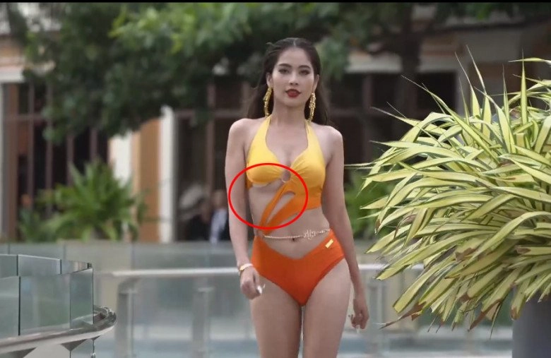 Top 18 miss universe vietnam 2023 trình diễn bikini emma lê suýt vồ ếch lệ nam lộ miếng lót ngực - 13