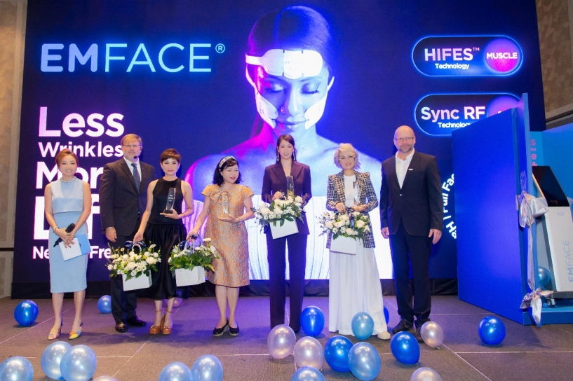 Ceo betty bui do được vinh danh tại sự kiện ra mắt công nghệ emface của tập đoàn btl - 1